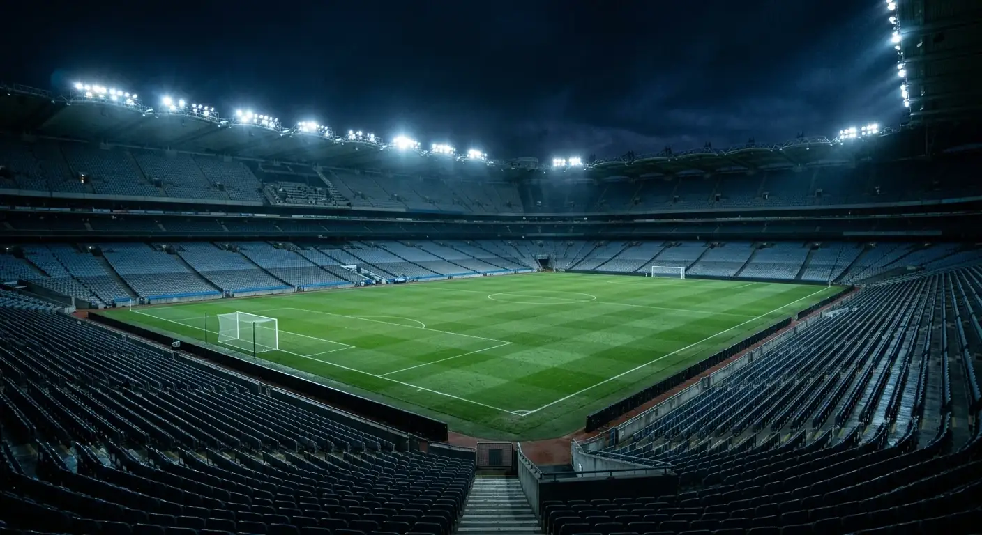 Eidele Foussballstadion bei Nuecht no engem WM-Match